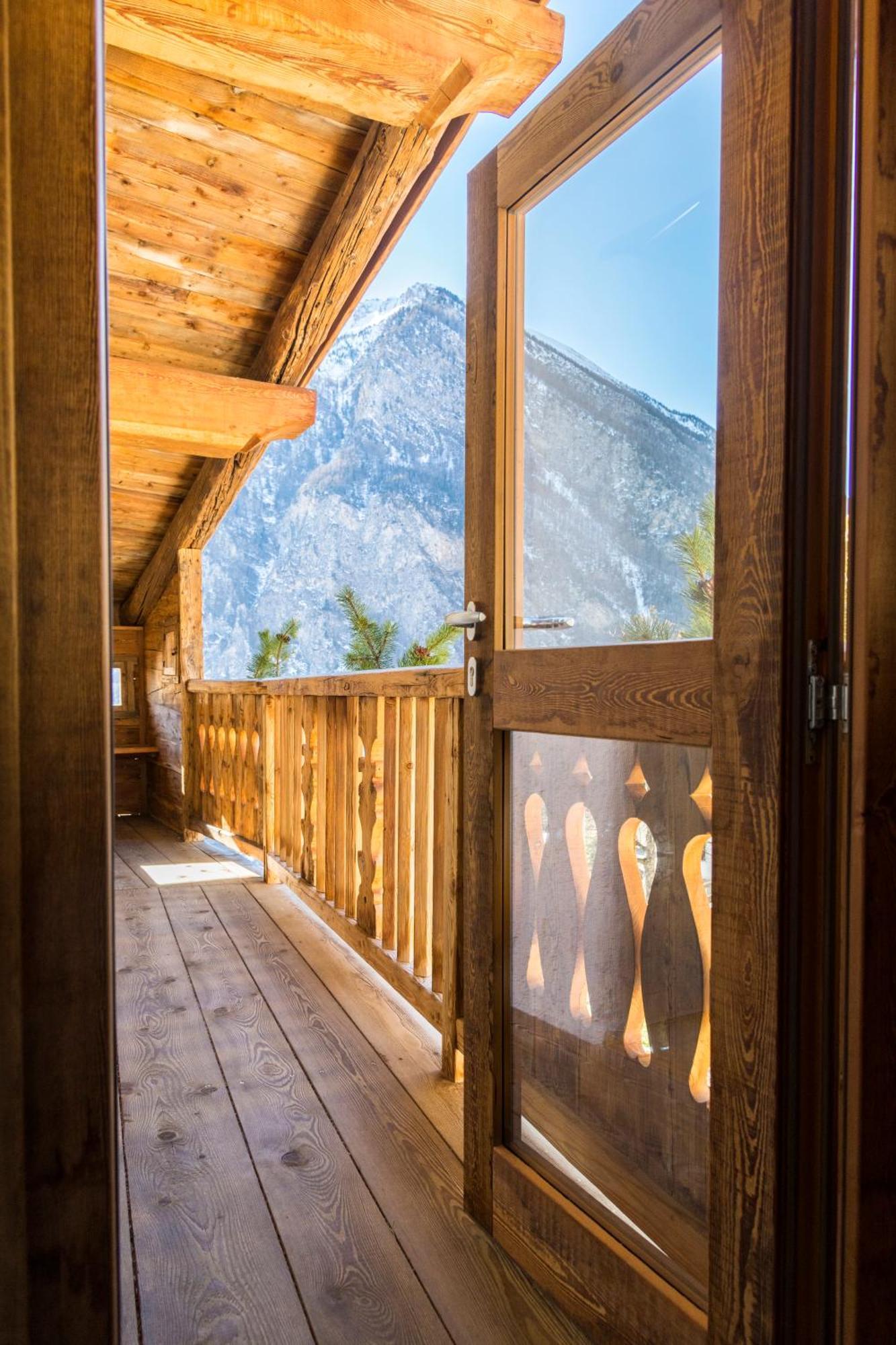 La Placette - Albergo Diffuso E Trattoria Usseaux Exterior foto